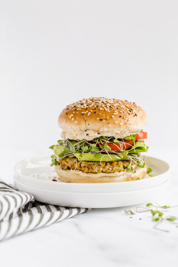 veggie burger, quinoa burger, veggie patty, meatless, vegetable burger, burger, meatless Monday