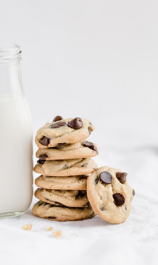 peanut butter milk chocolate chip cookies, cookies, pb and chocolate cookies, peanut butter, chocolate, milk chocolate chip cookies