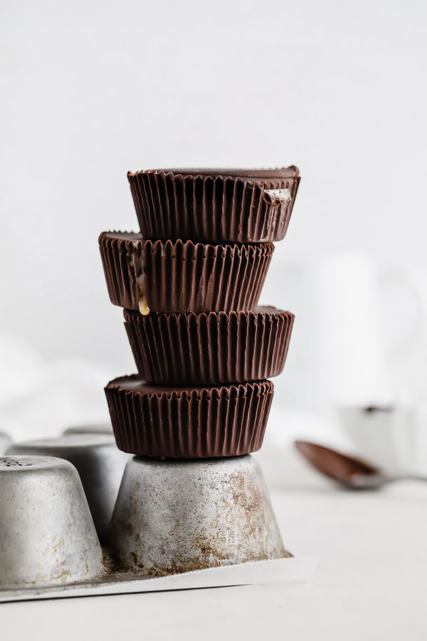 homemade-salted-caramel-dark-chocolate-cups