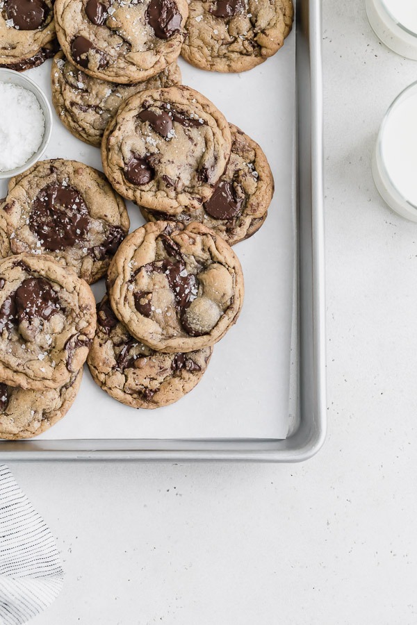 brown-butter-chocolate-chunk-toffee-cookies