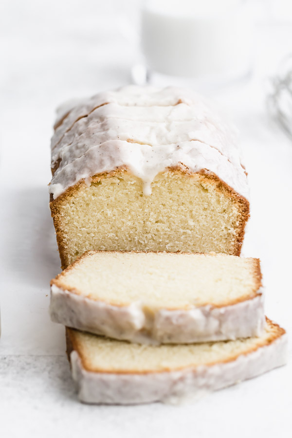 classic-vanilla-pound-cake