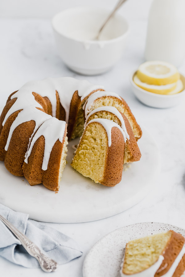 easy-lemon-bundt-cake