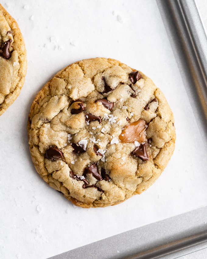 salted-caramel-chocolate-chip-cookies-for-two