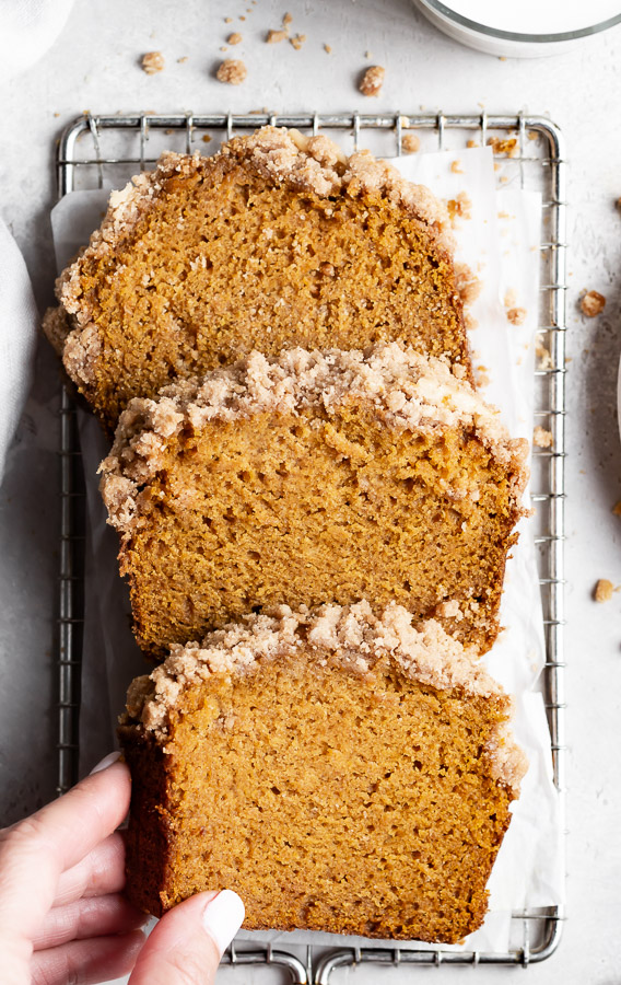 pumpkin-bread-with-streusel-topping